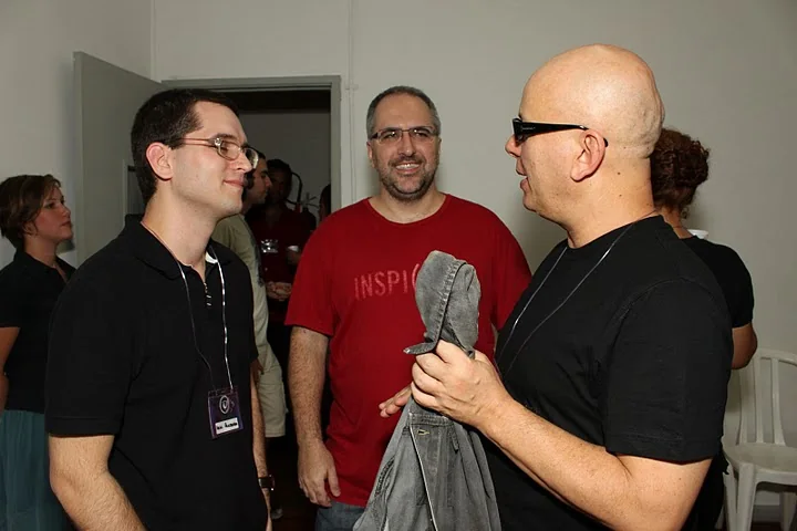 Ariel Alexandre ao lado de Antonio Tabet e Marcelo Tas